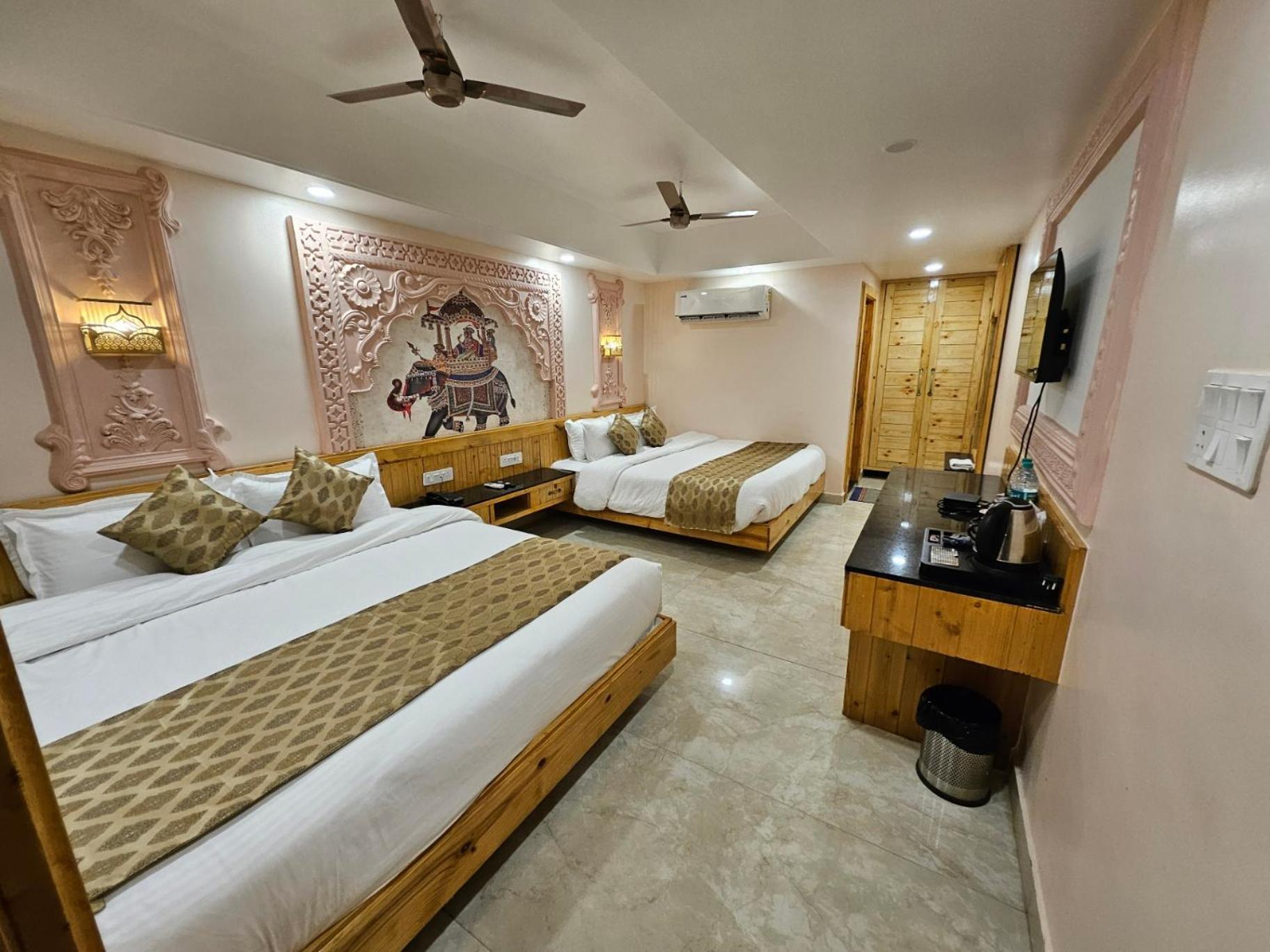 The Mewar Palace And Resort Shivpurī Eksteriør billede